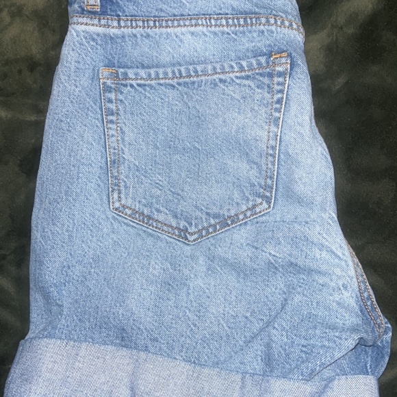 SOLD - Picture 3 of 4